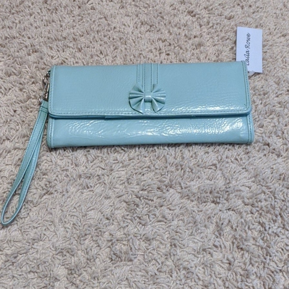 NWT Laila Rowe Wristlet Wallet